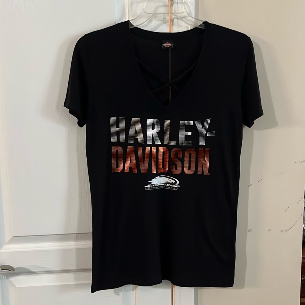 NWOT Harley Davidson women’s size medium black and orange shirt